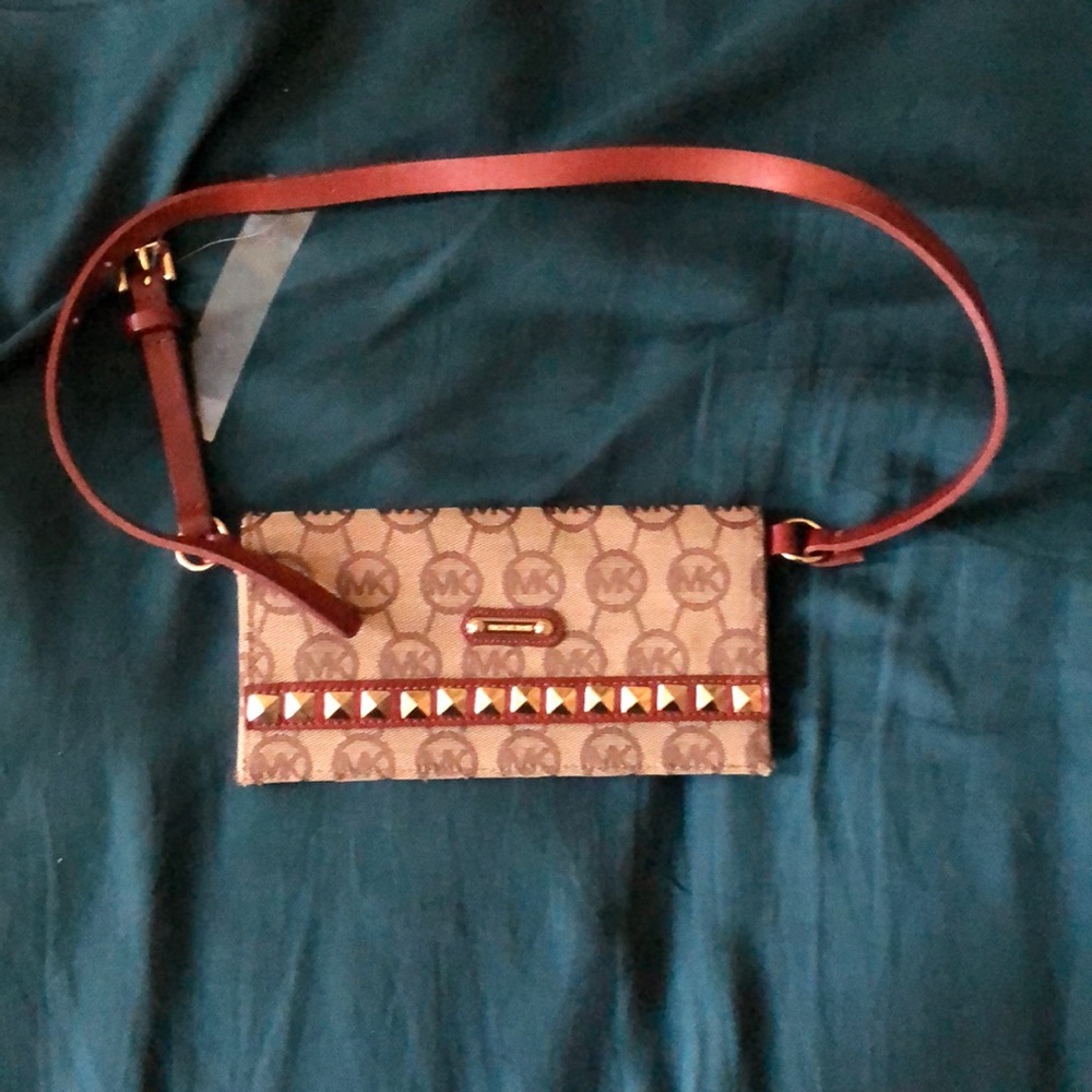 Michael Kors thin Fanny Pack